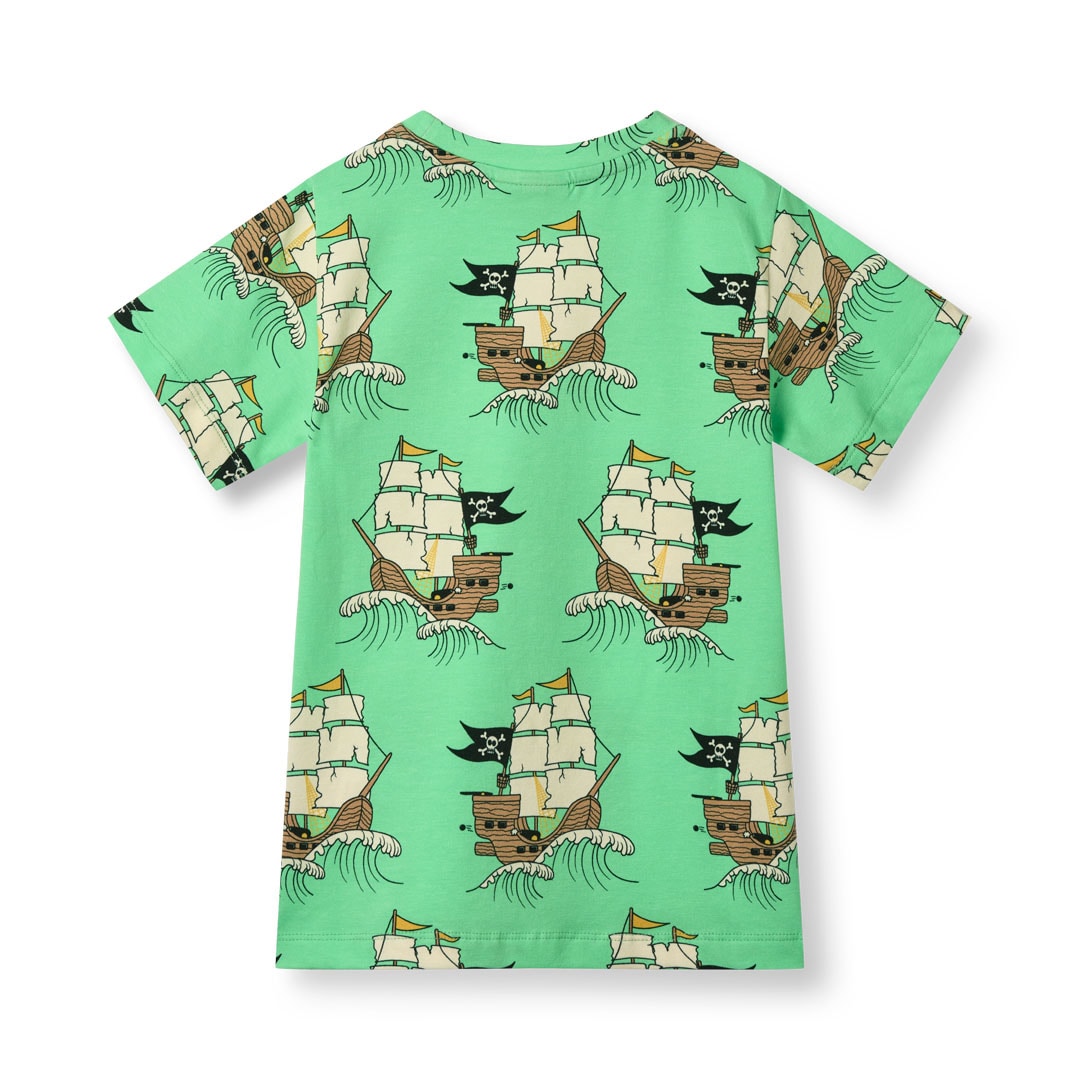 T-shirt med piratskibe