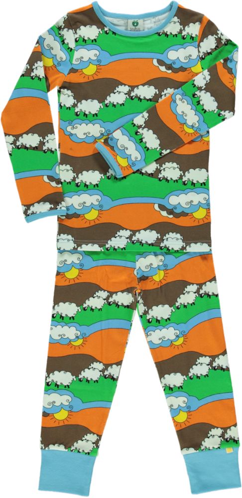 Pajamas with sheep print