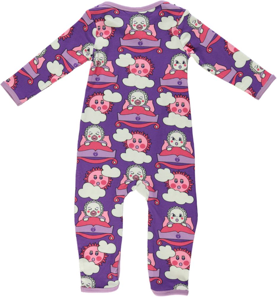 Long-sleeved babygrow with baby in cradle
