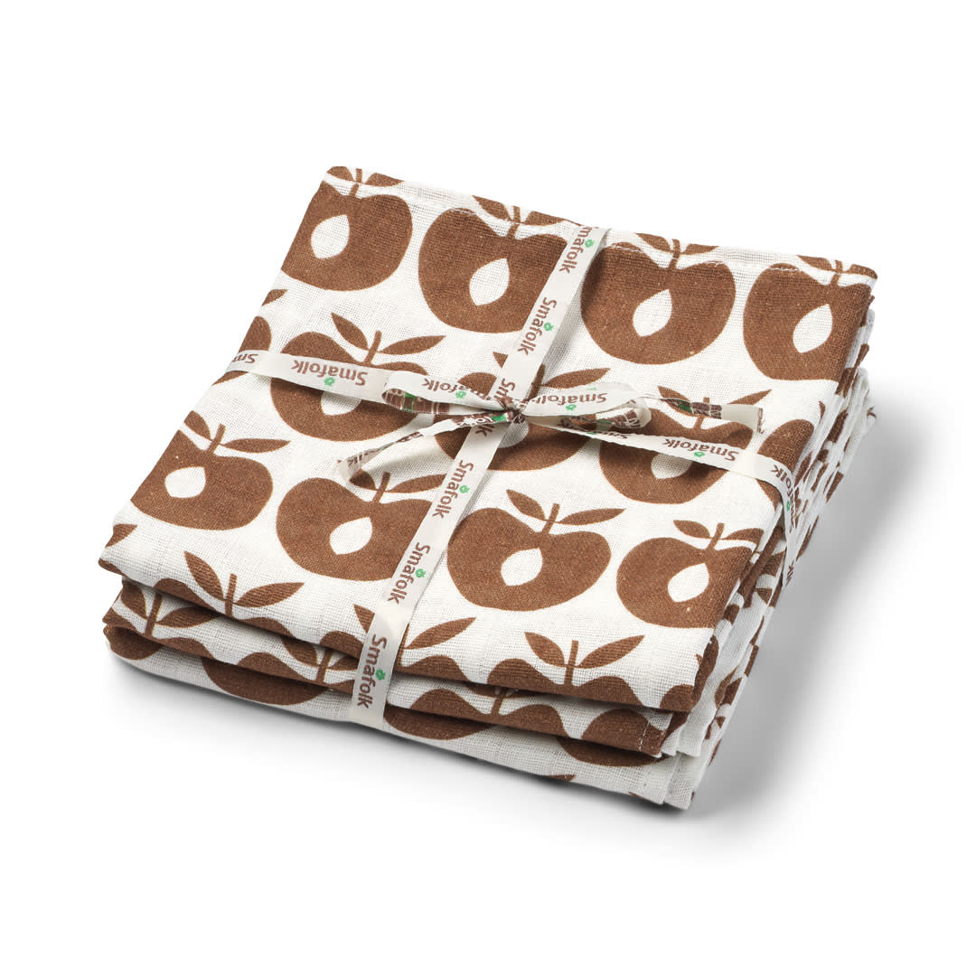 3 packs of apple print cloth diapers