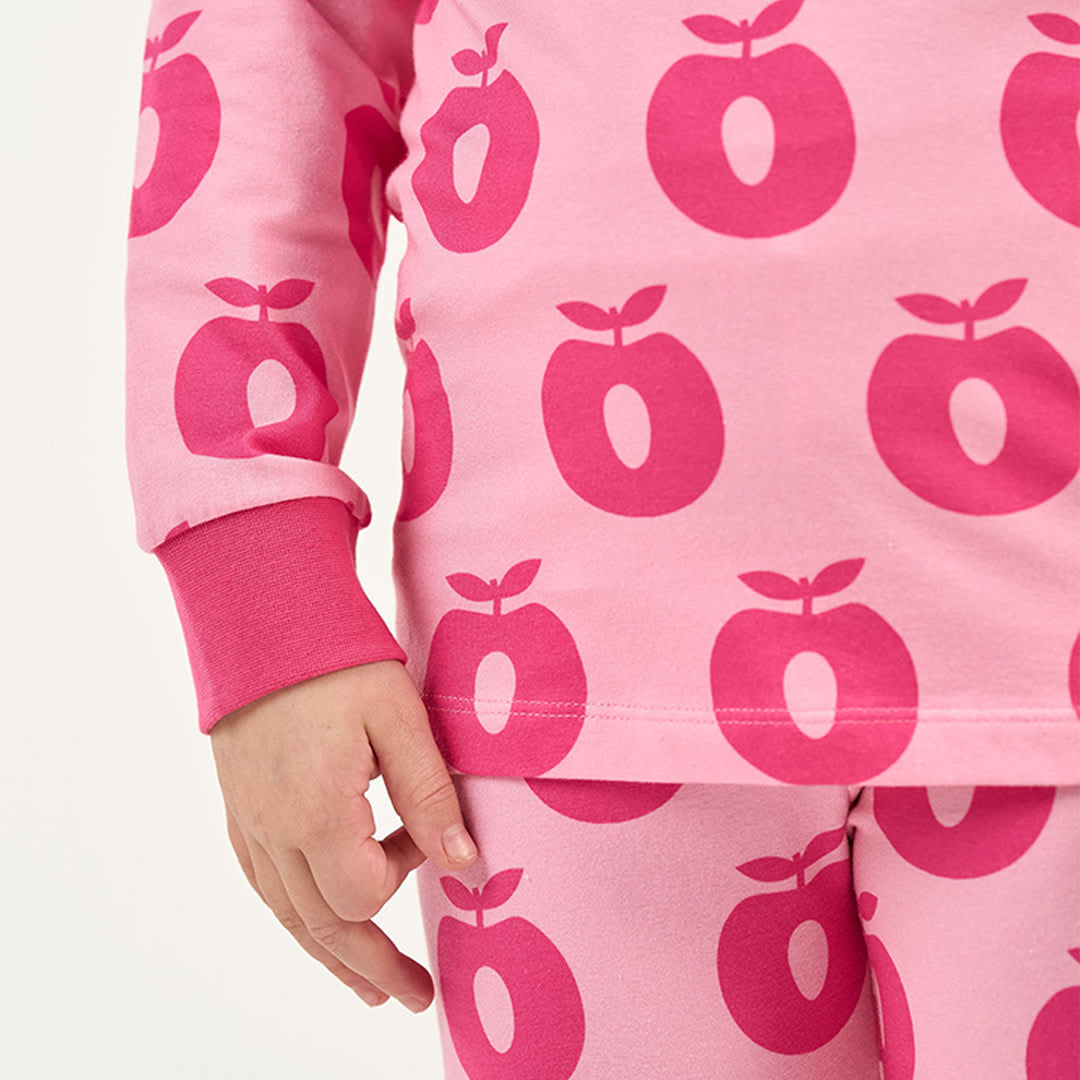 Jubilee pyjamas with apples