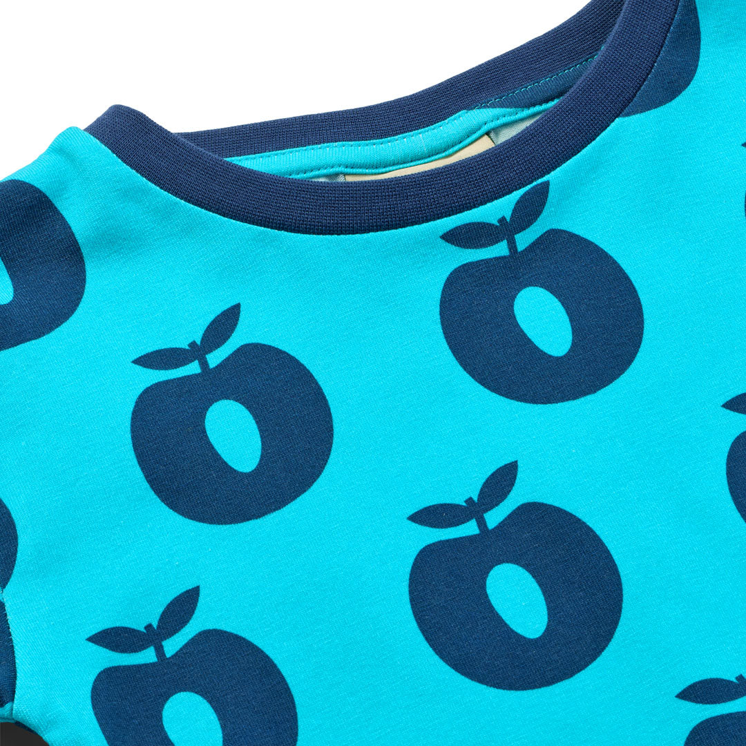 Jubilee pyjamas with apples