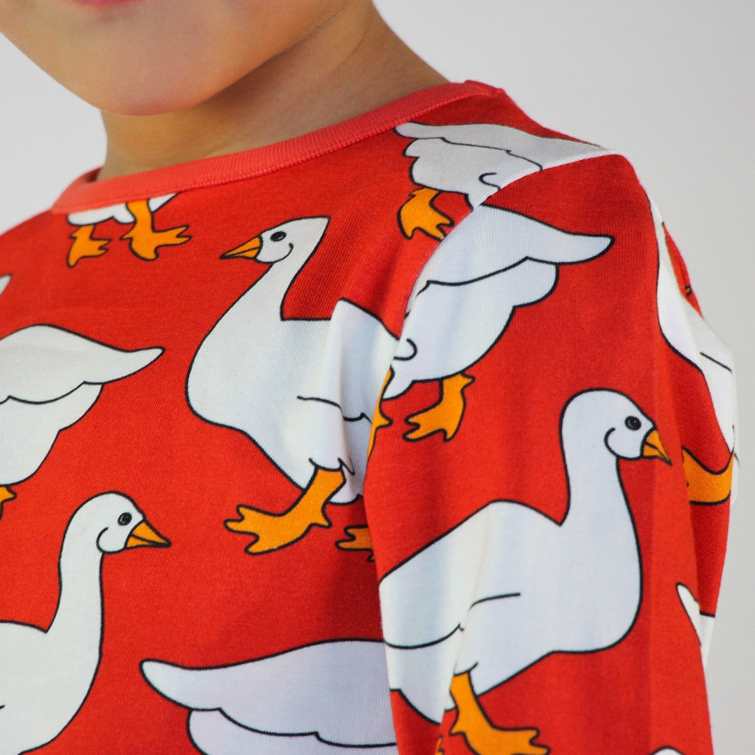 Long-sleeved blouse with geese