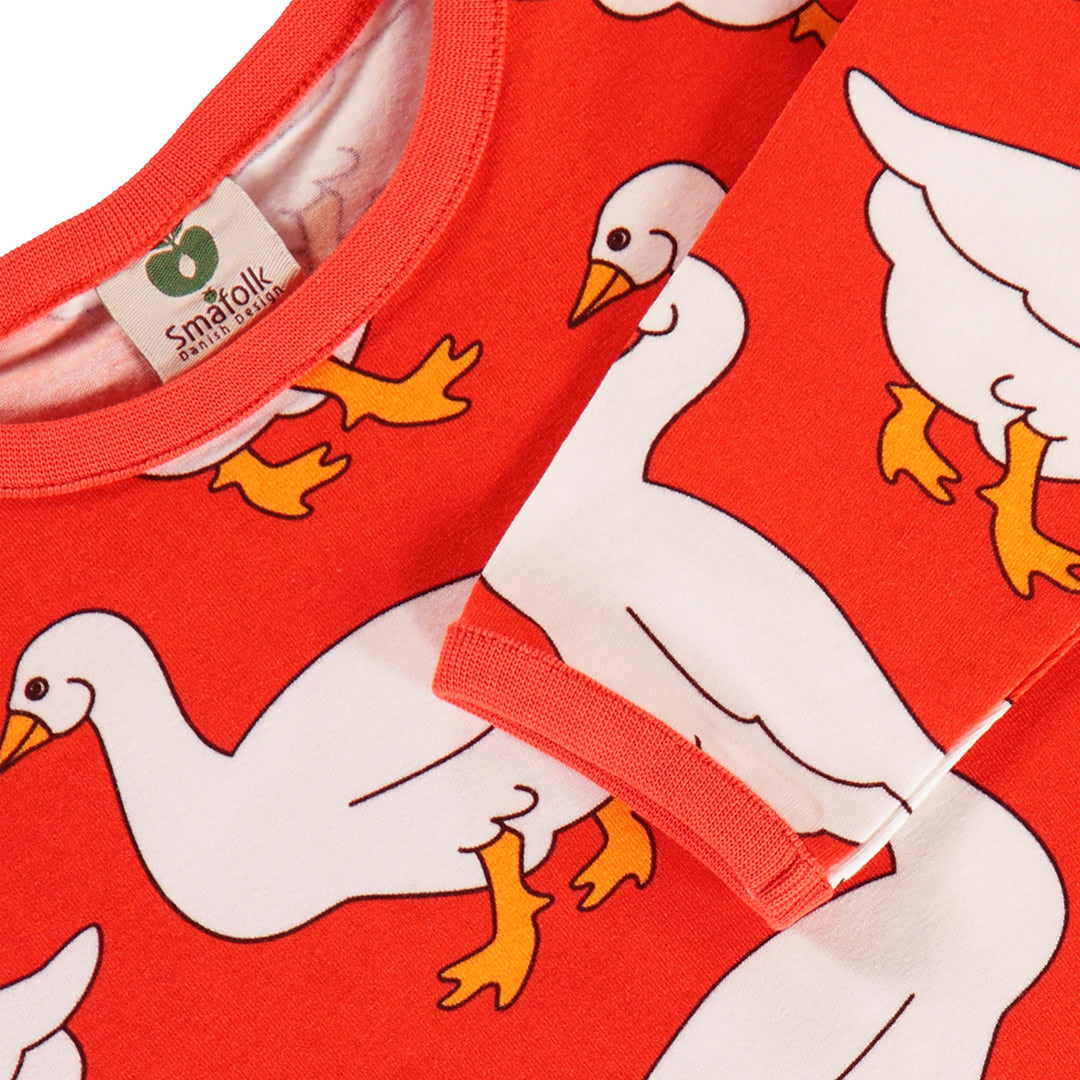 Long-sleeved blouse with geese