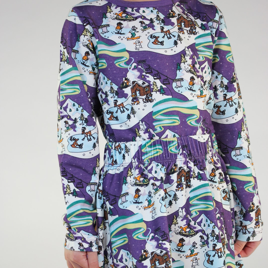 Long-sleeved blouse with winter landscape