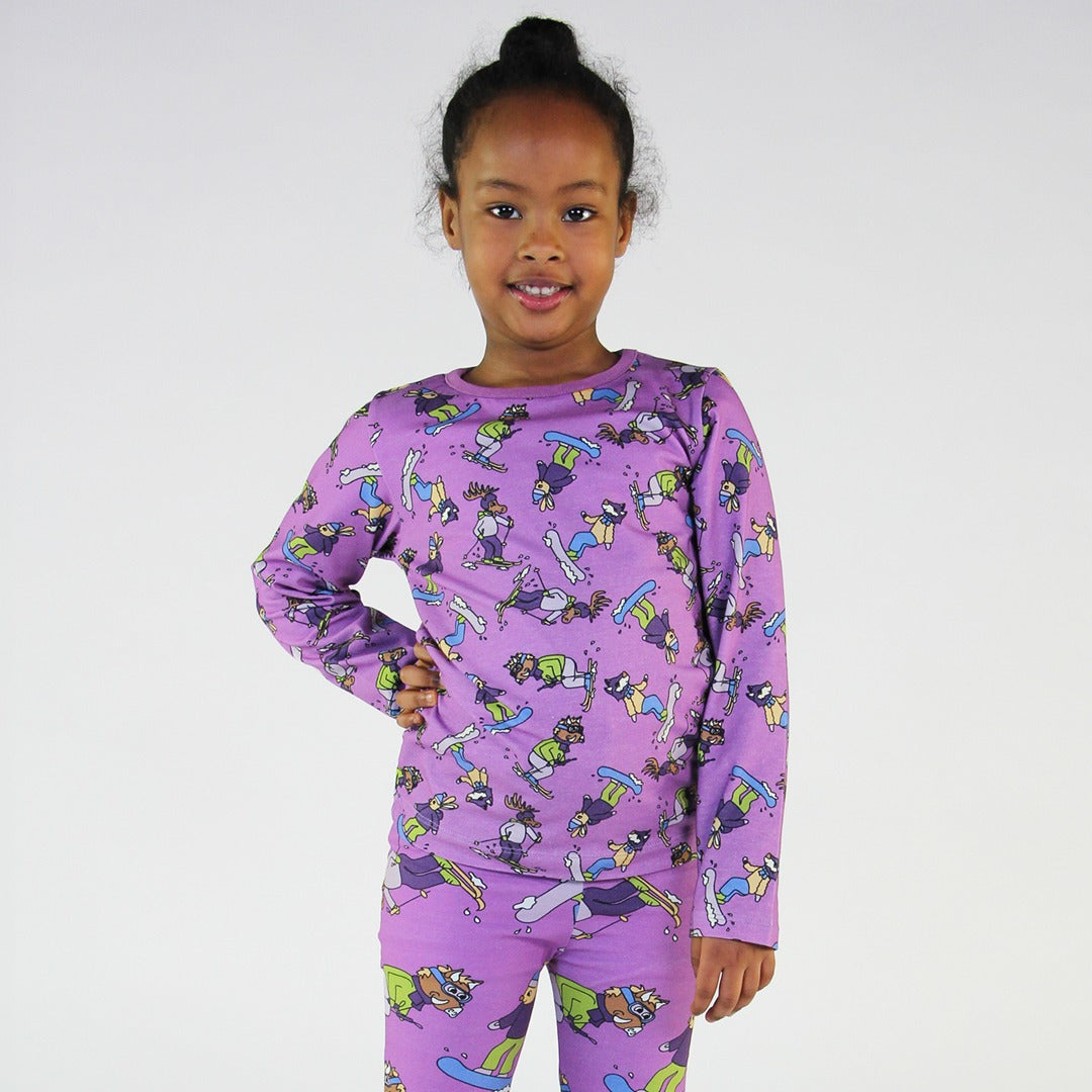 Long-sleeved top with ski motif