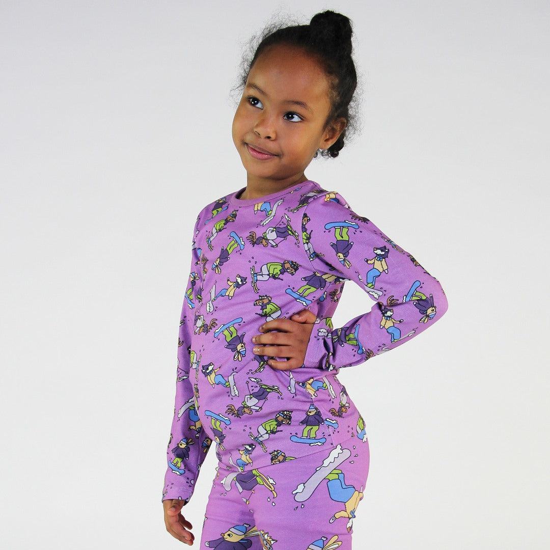 Long-sleeved top with ski motif