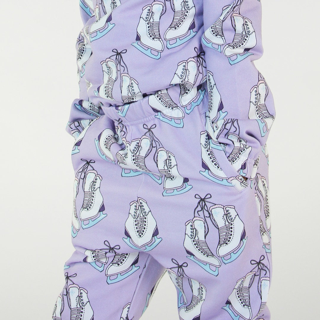 Sweatpants with skates