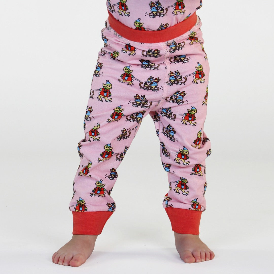 Baby leggings with rabbits on a sled