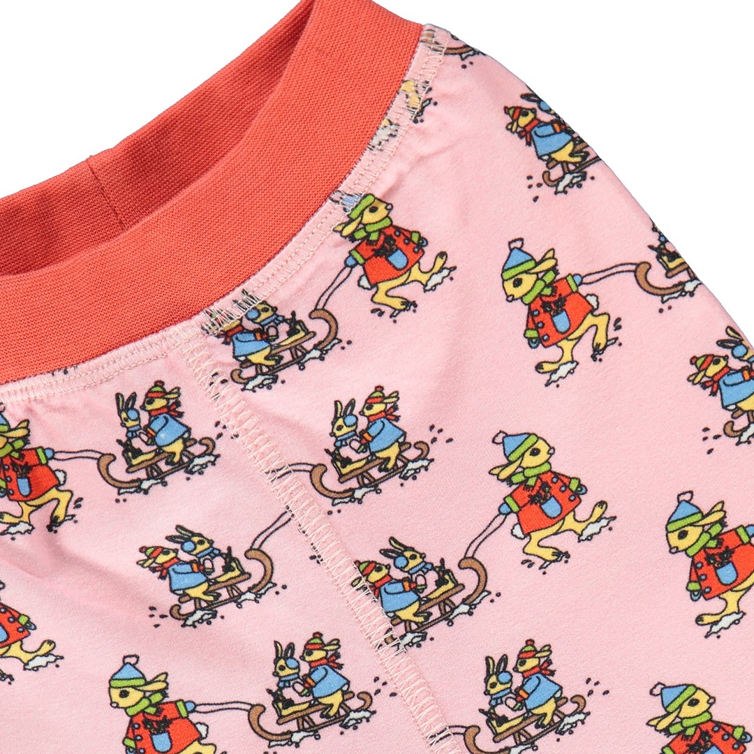 Baby leggings with rabbits on a sled