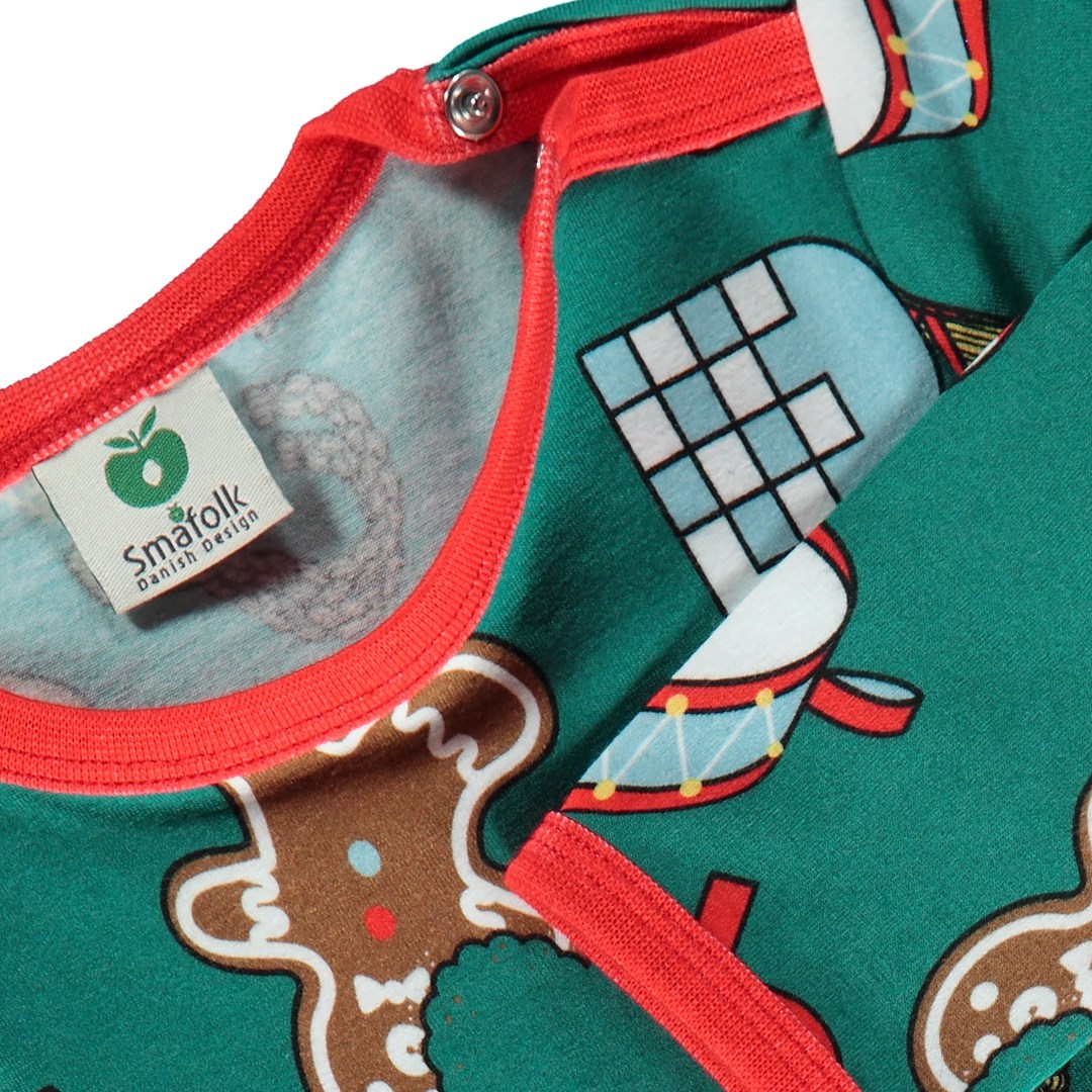 Long-sleeved all-in-one with Christmas decorations