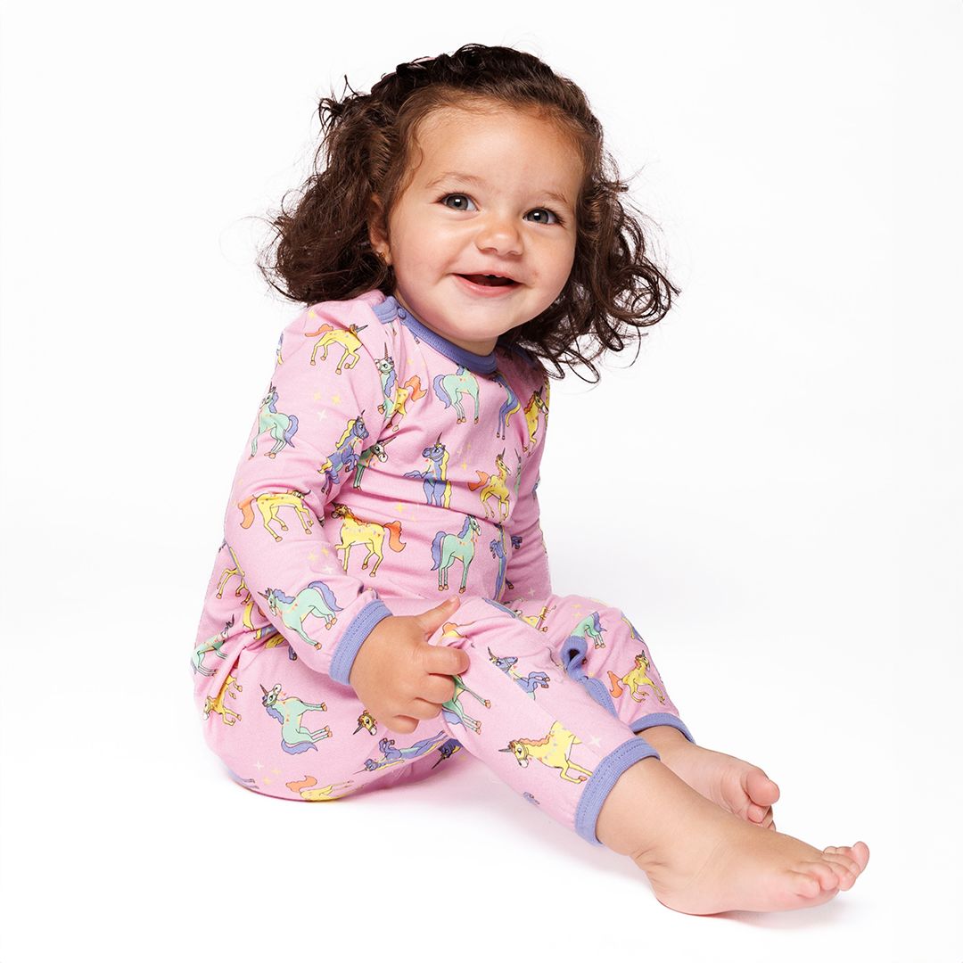 Long-sleeved unicorn sleepsuit