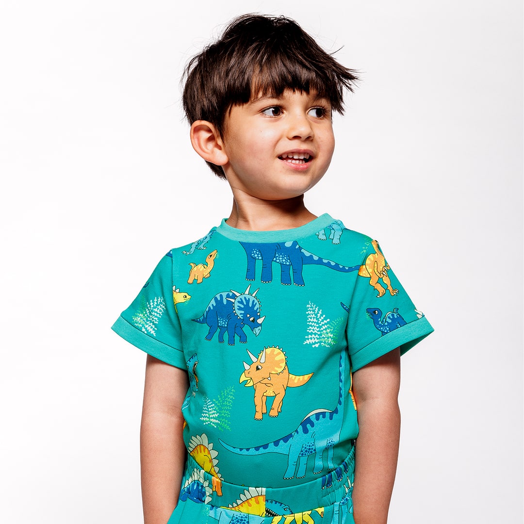 T-shirt med dinosaurer