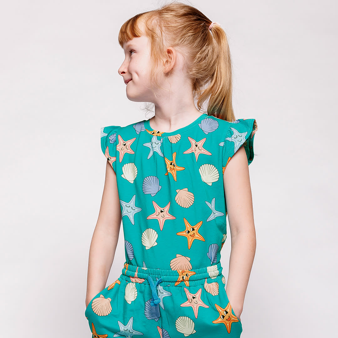 T-shirt with starfish