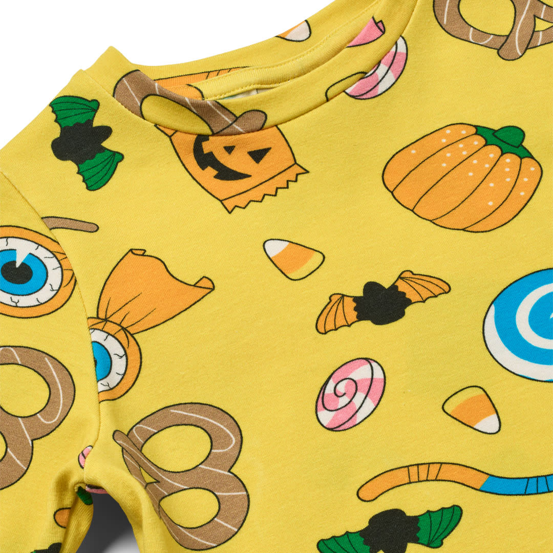 Gala dress with Halloween candy