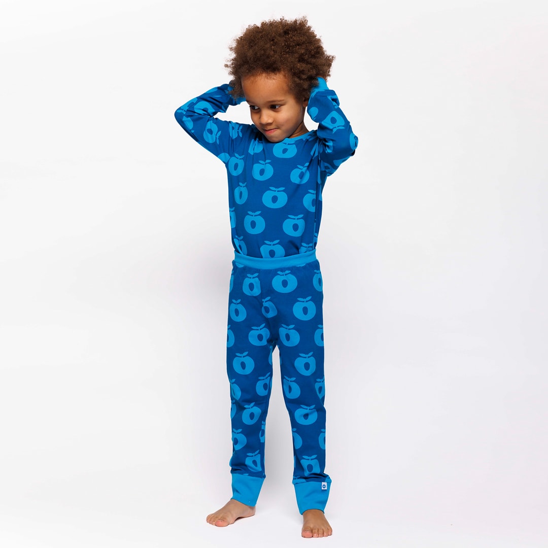 Jubilee pyjamas with apples