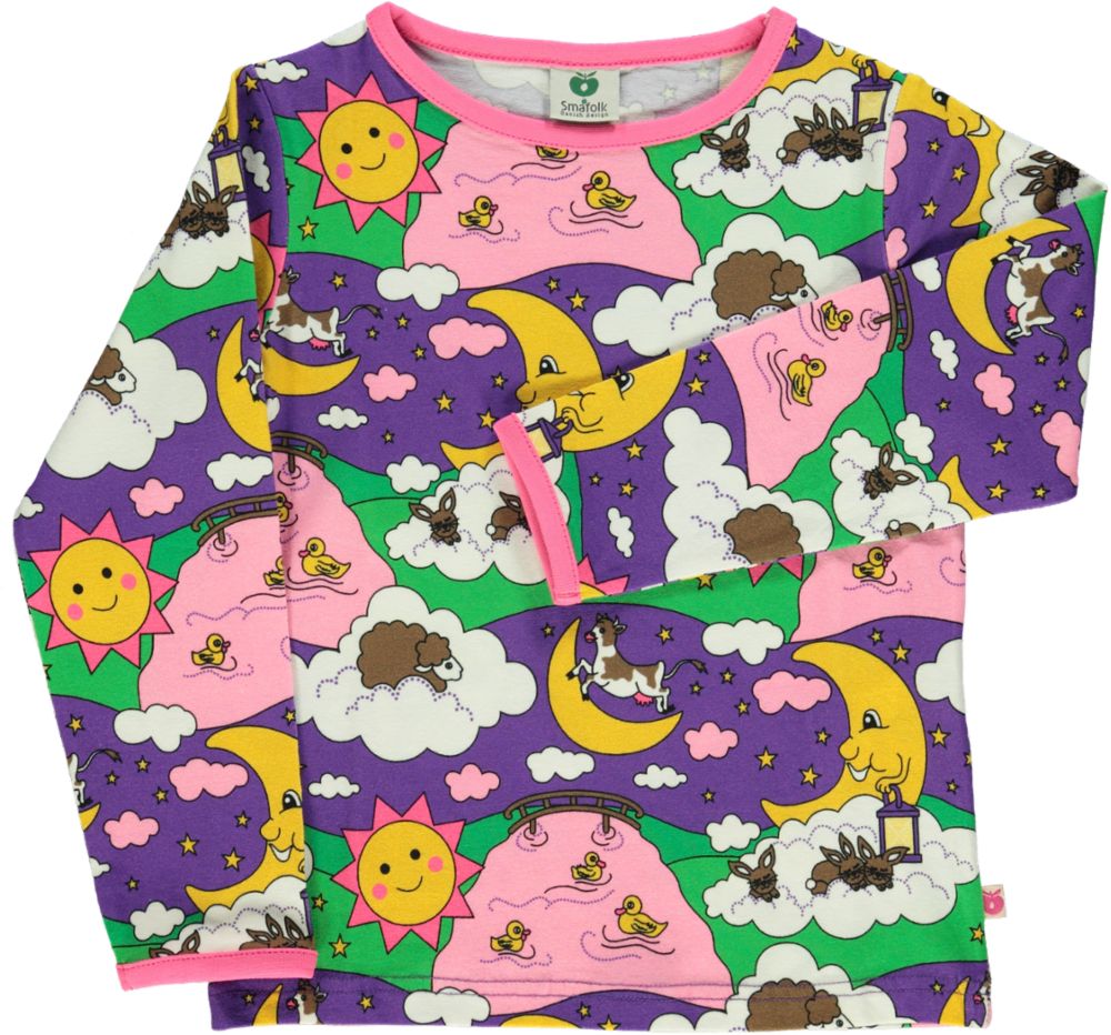 Long-sleeved blouse with night landscape