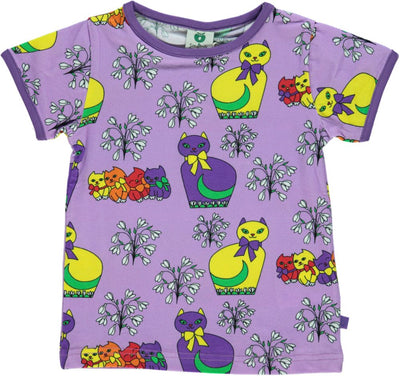 T-shirt with Cat and Flowers