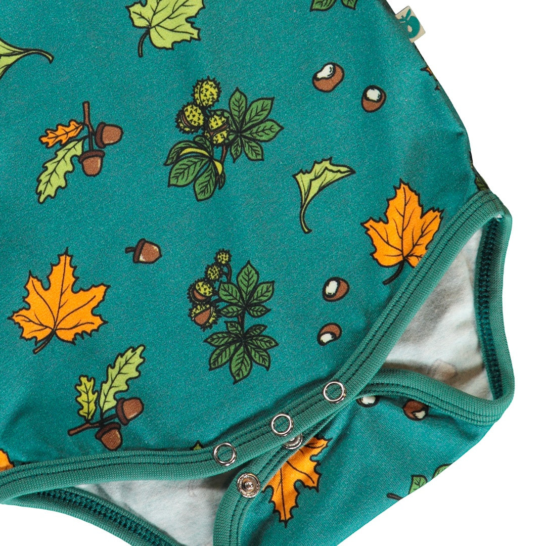 Long-sleeved bodysuit with autumn leaves