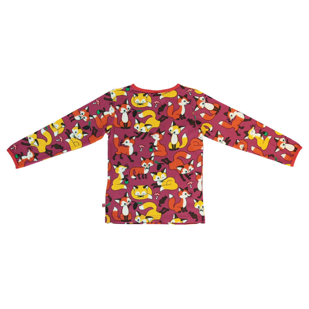 Long-sleeved blouse with foxes