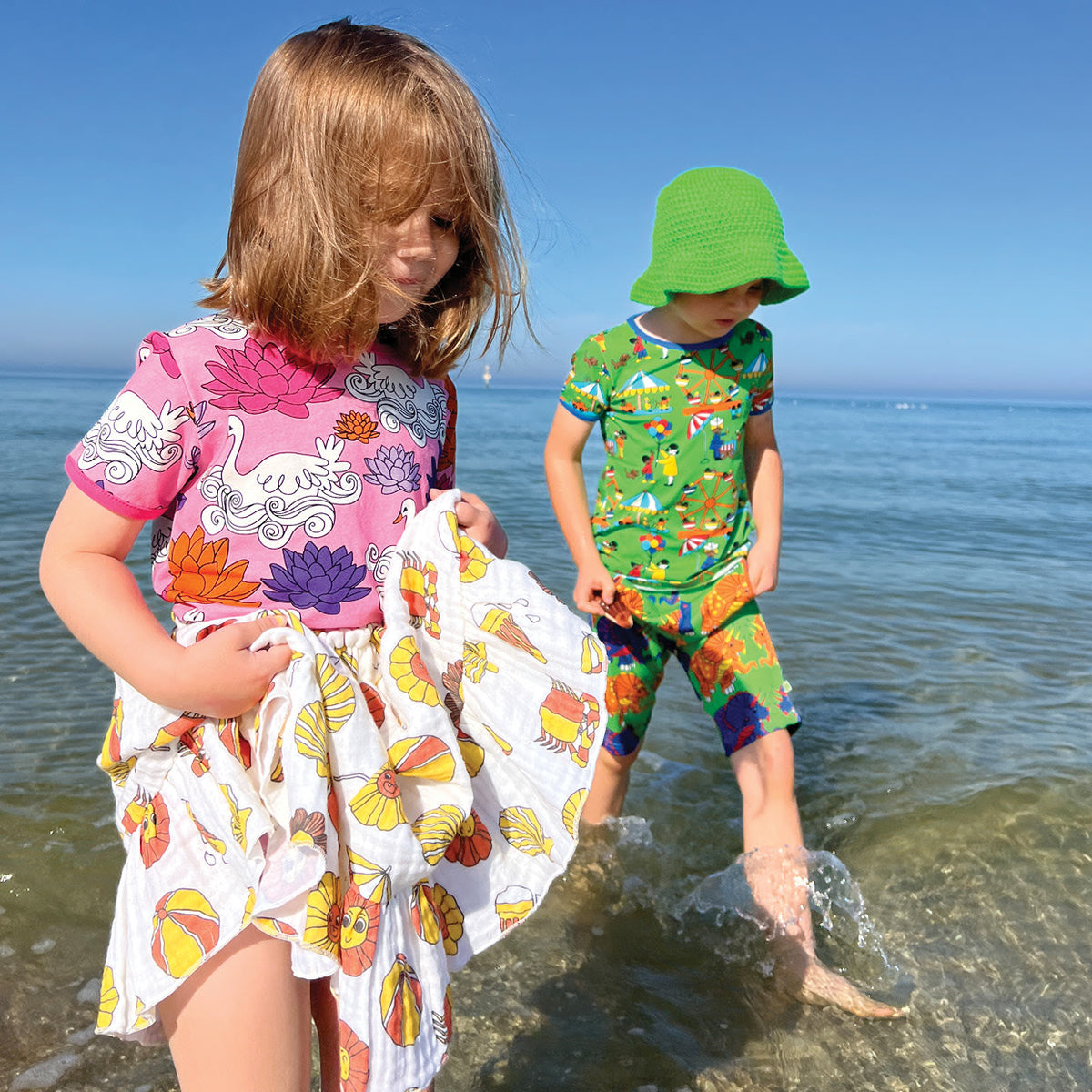 Skirt with summer holiday symbols