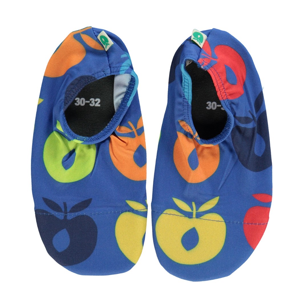 Swim shoes with retro apples
