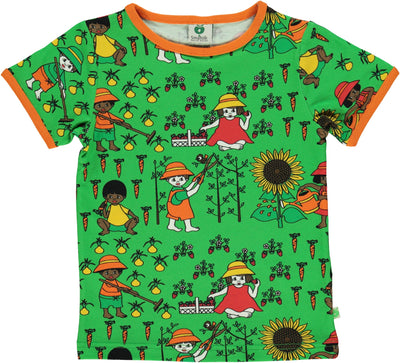 T-shirt with garden