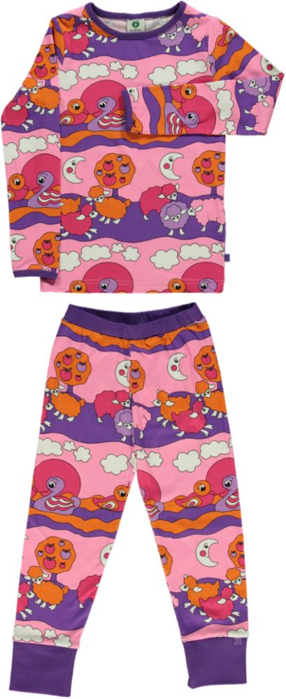 Pajamas with sheep and ducks