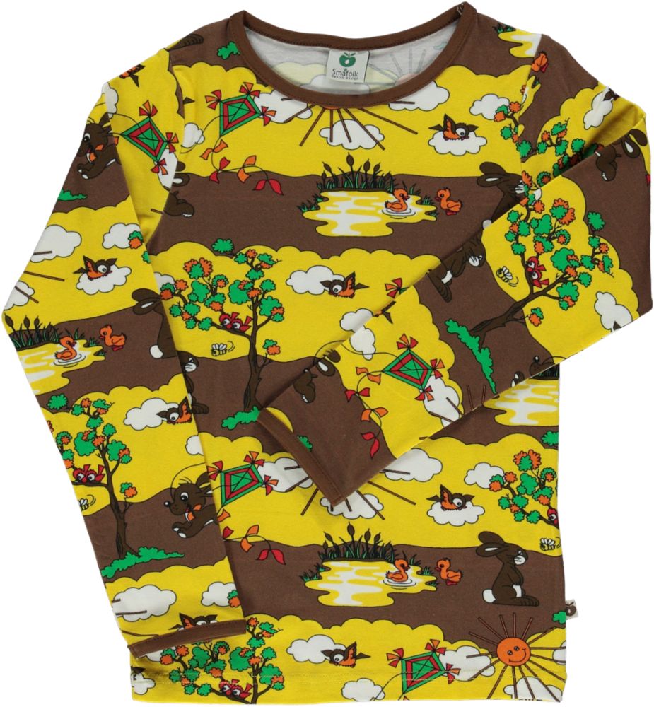 Long-sleeved blouse with a spring landscape