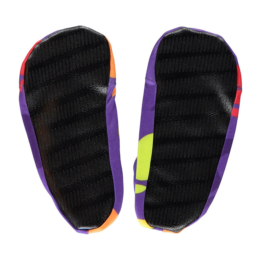 Swim shoes with retro apples