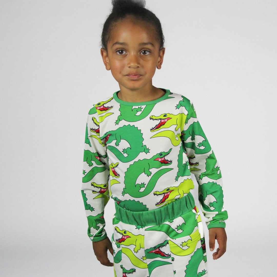 Long-sleeved shirt with crocodiles