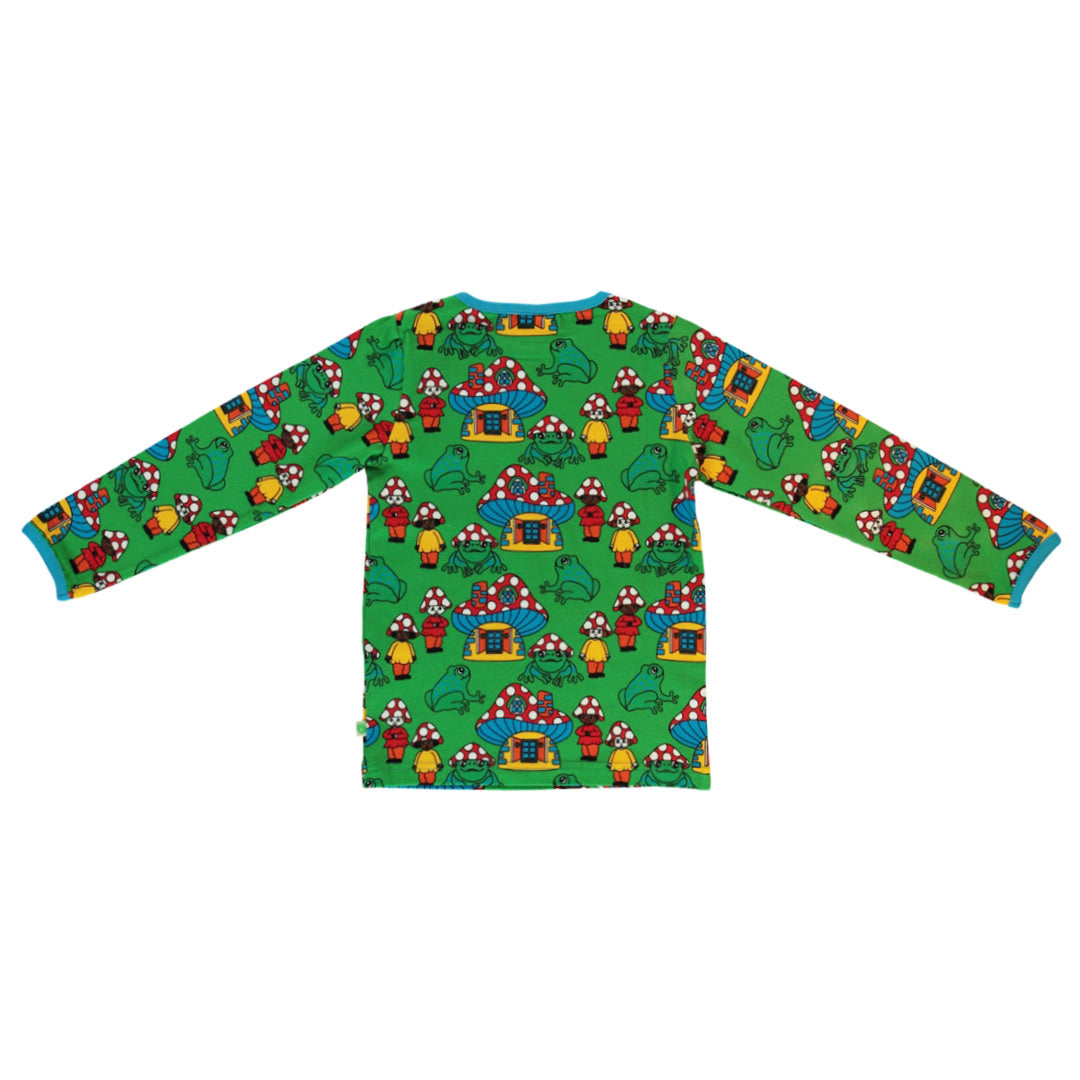 Long-sleeved blouse with mushroom houses