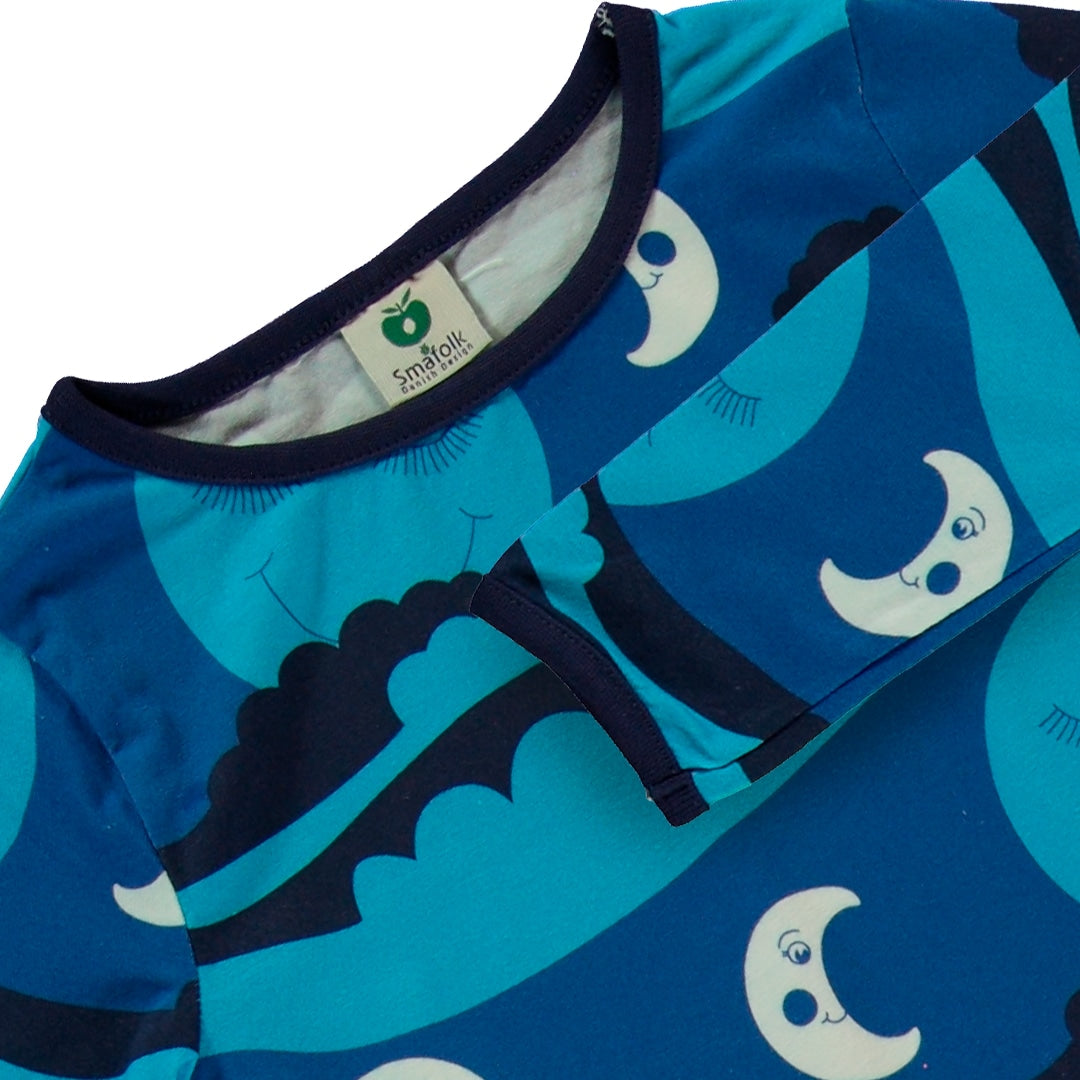 Sleepwear with suns and moons