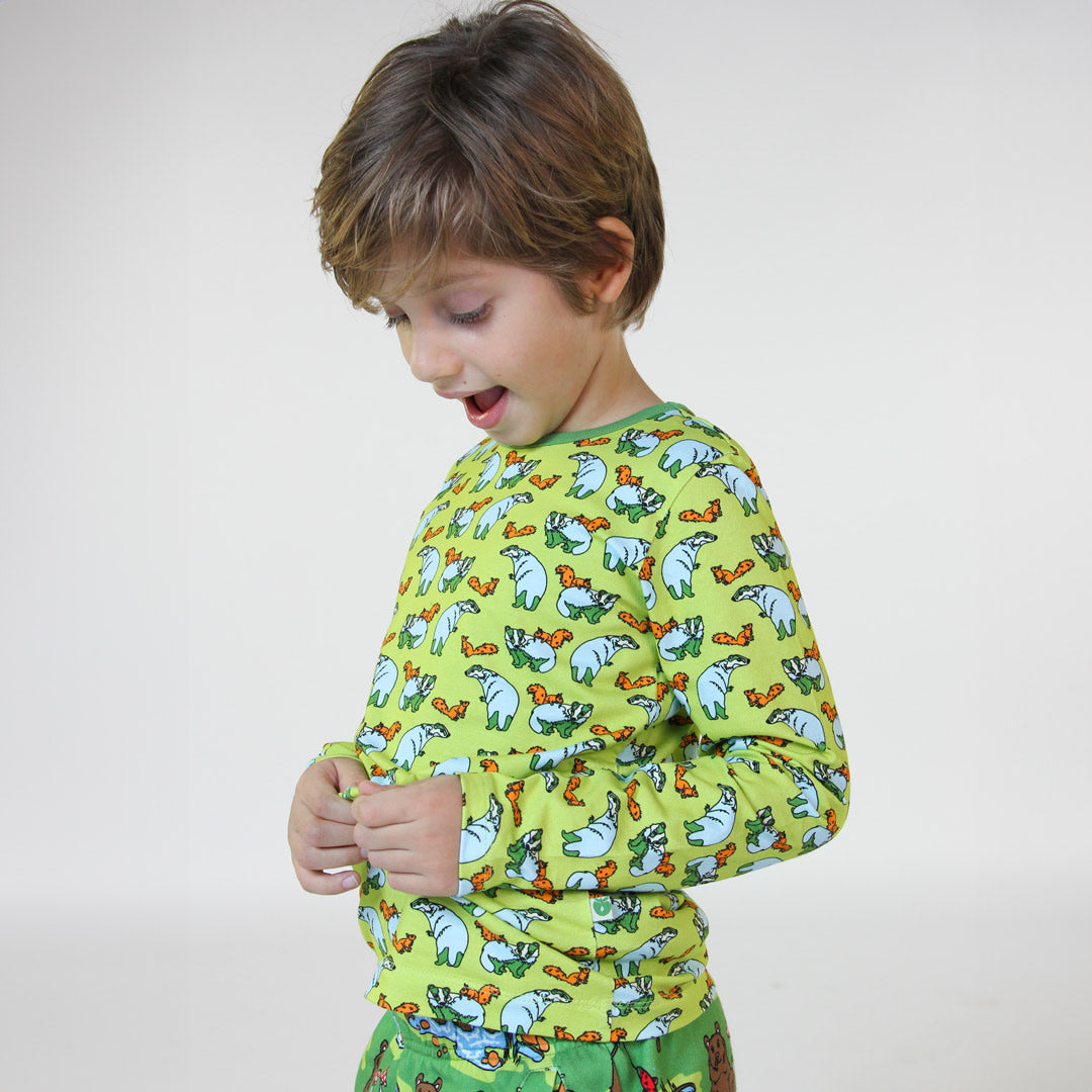 Long-sleeved top with badger and squirrel