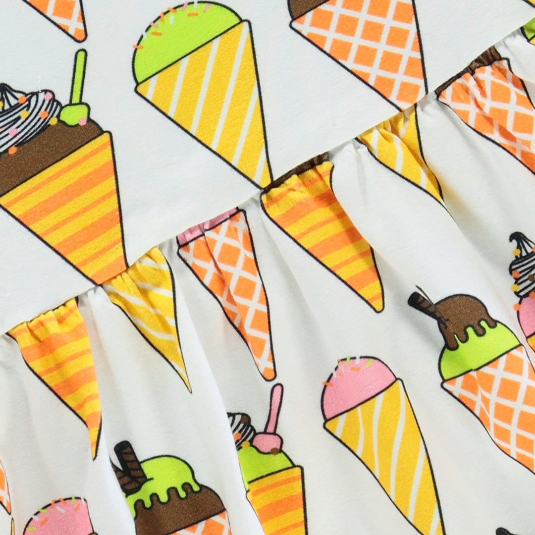 Short-sleeved dress with ice cream