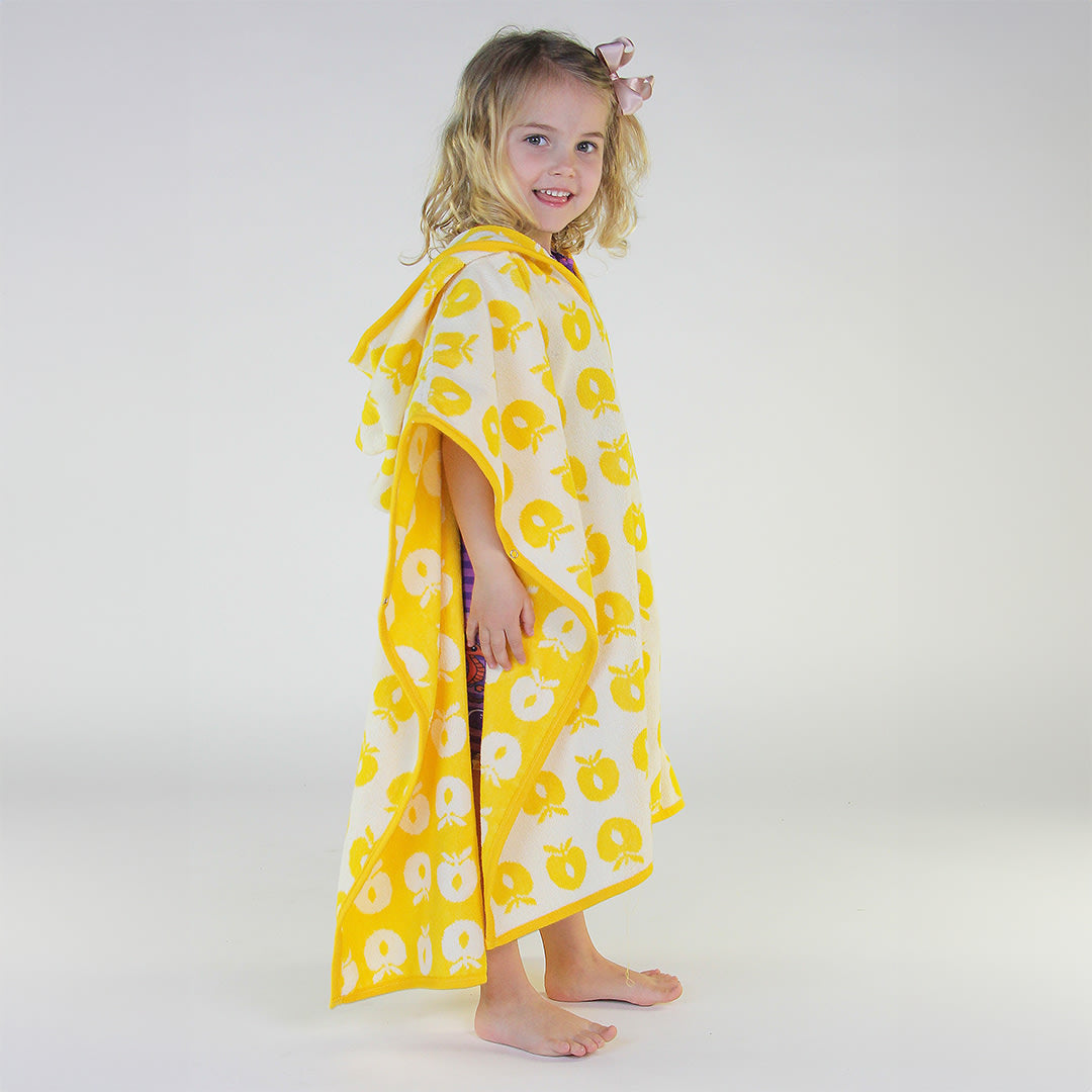 Badeponcho til børn med æbler 