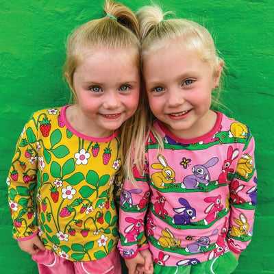 Long-sleeved blouse with bunnies
